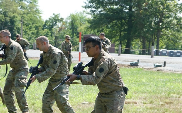 1/109th IN Soldiers train in short-range marksmanship