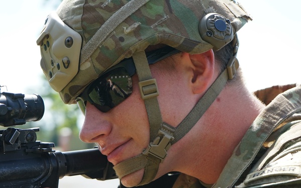 1/109th IN Soldiers train in short-range marksmanship