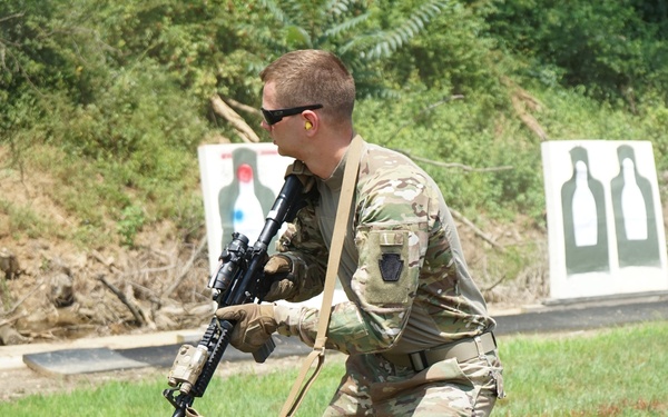 1/109th IN Soldiers train in short-range marksmanship