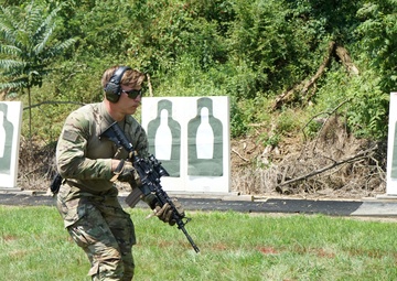1/109th IN Soldiers train in short-range marksmanship