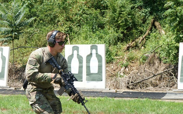 1/109th IN Soldiers train in short-range marksmanship