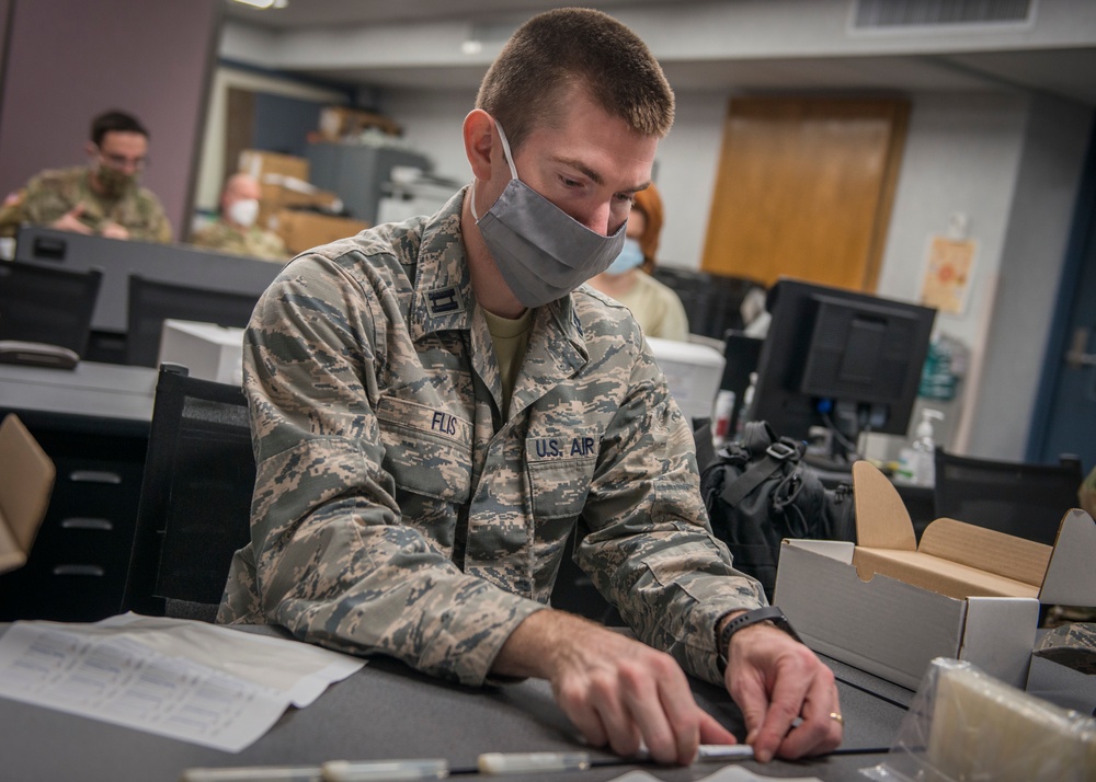 DVIDS - News - Connecticut National Guard assembles 107,000 COVID-19 ...