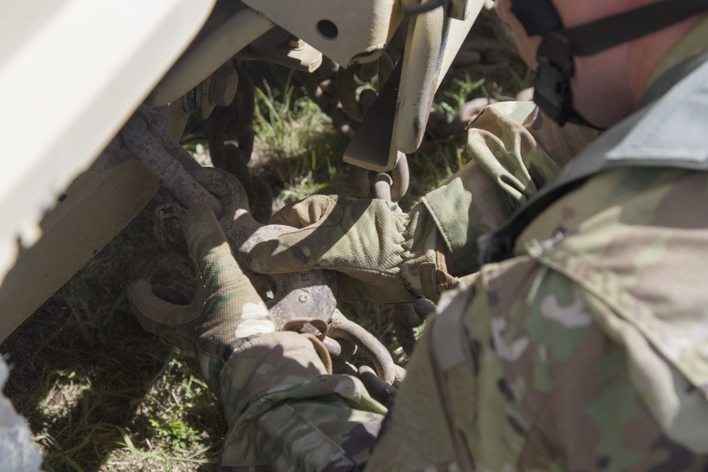 The 1073rd Support Maintenance Company Trains to Recover a Vehicle in the Field