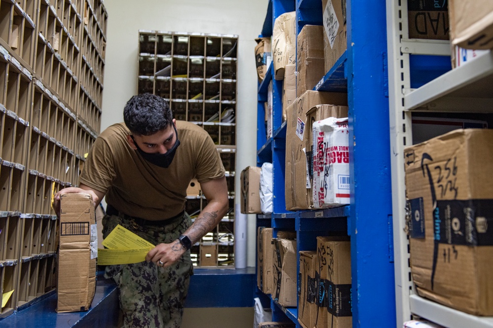 dvids-images-okinawa-post-office-mail-sorting-image-4-of-4