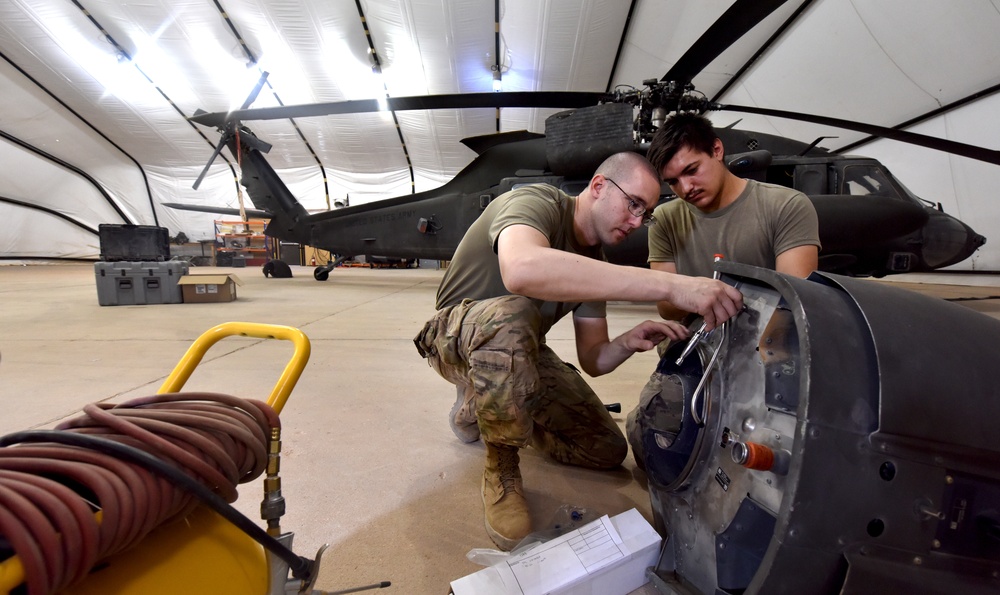 UH-60 Blackhawk maintainers keep helicopters flying