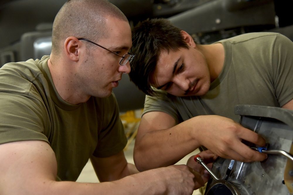 UH-60 Blackhawk maintainers keep helicopters flying
