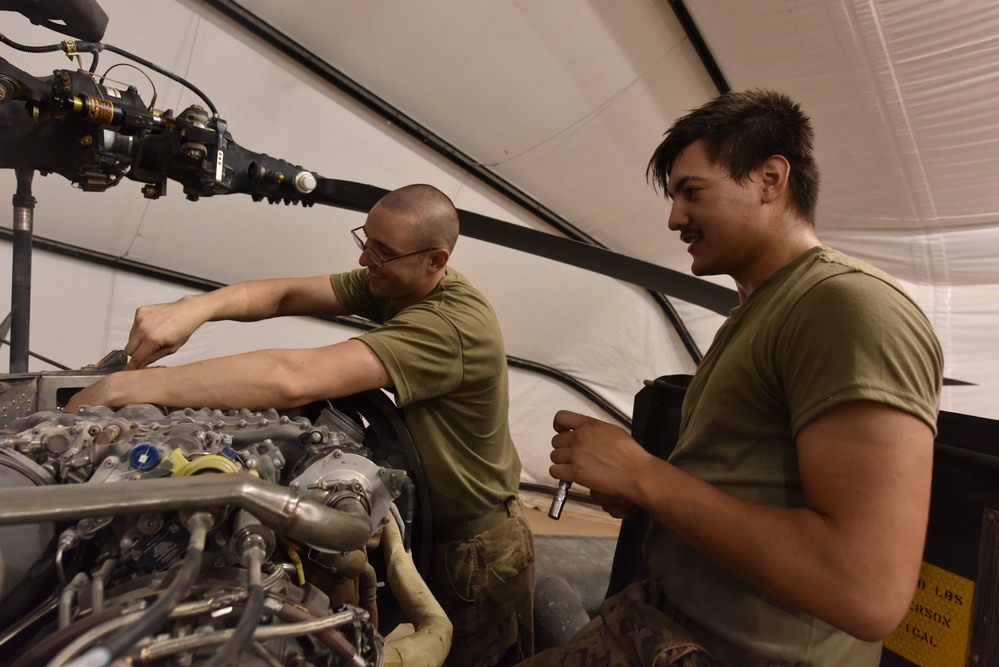 UH-60 Blackhawk maintainers keep helicopters flying