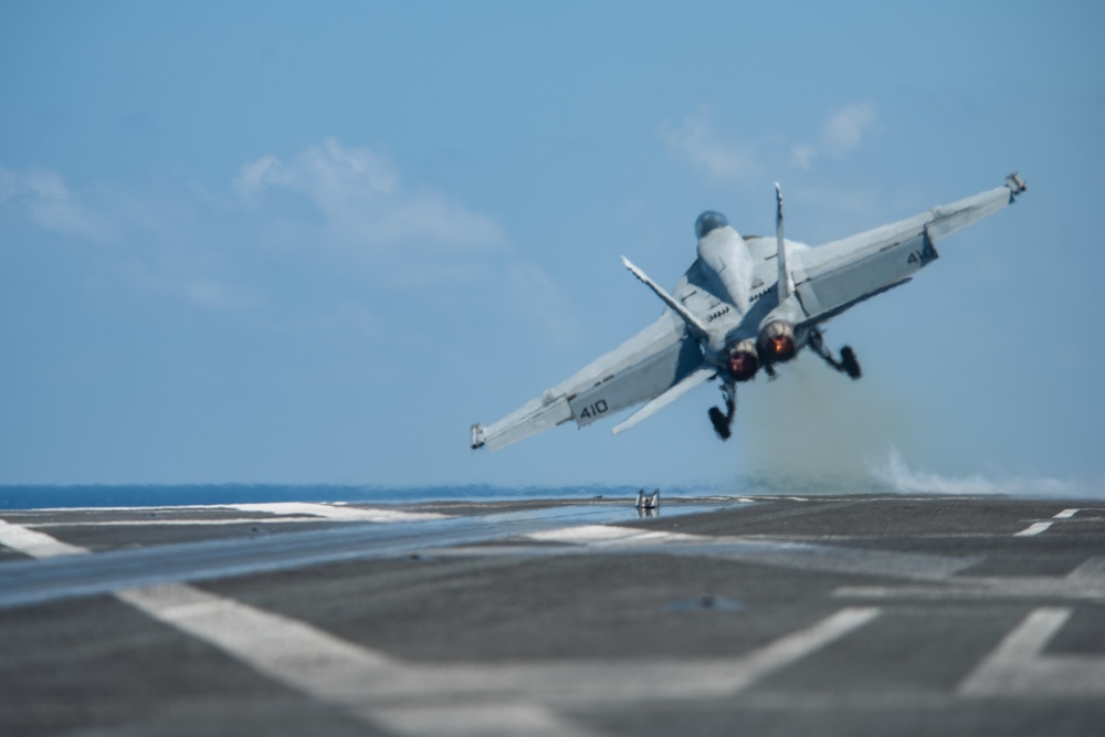 USS Ronald Reagan (CVN 76) Flight Operations
