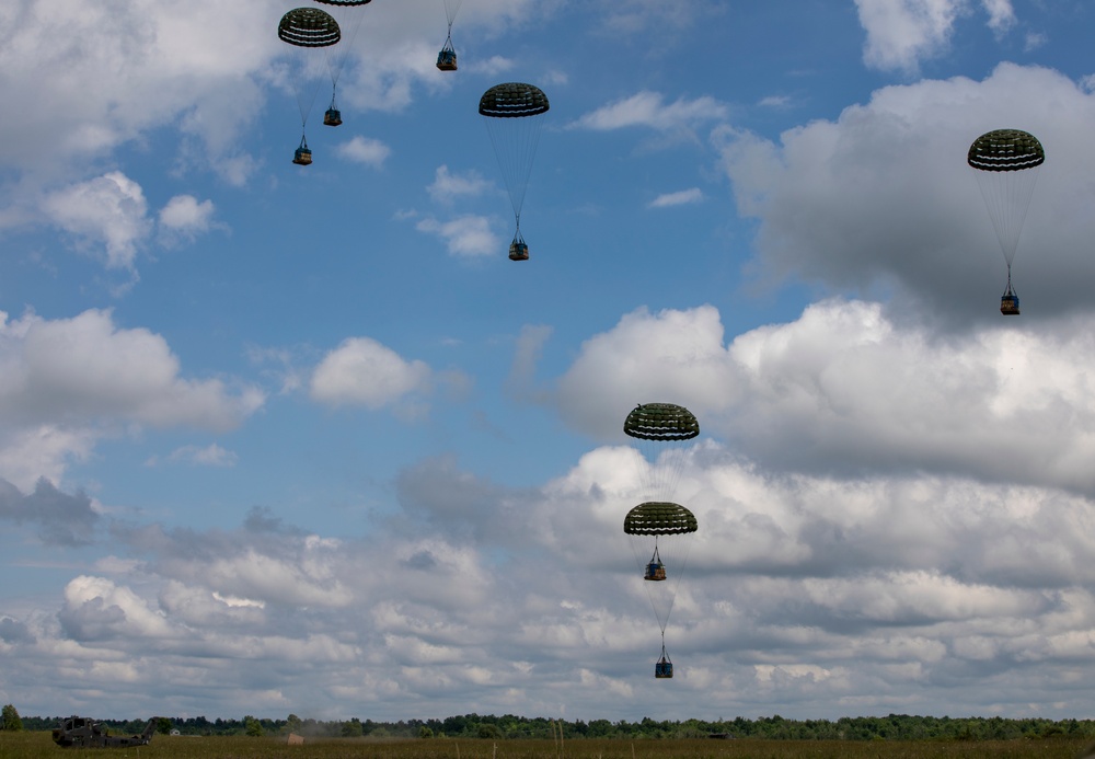 427th BSB Conducts CDS Airdrop Training