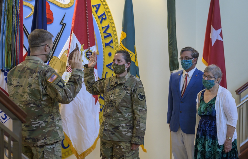 U.S. Army Reserve receives new commanding general, Chief Army Reserve