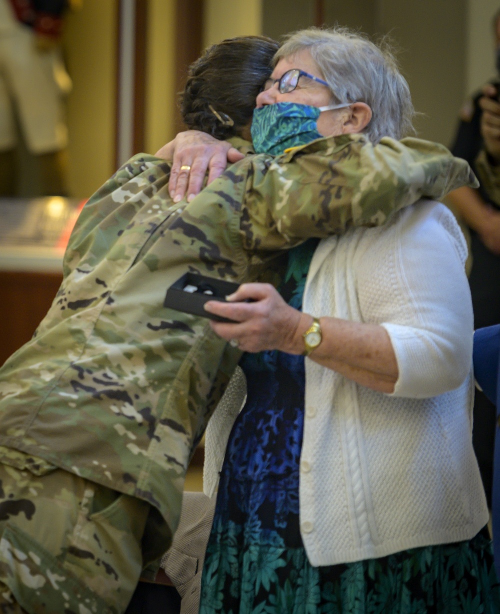 U.S. Army Reserve receives new commanding general, Chief Army Reserve