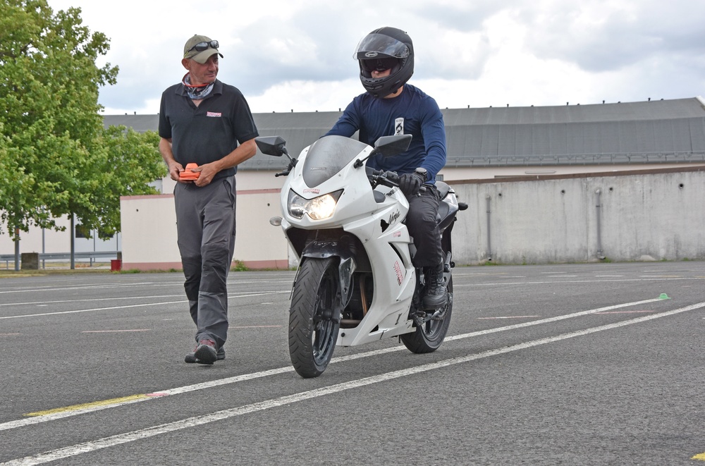 Motorcycle courses help Soldiers hone skills