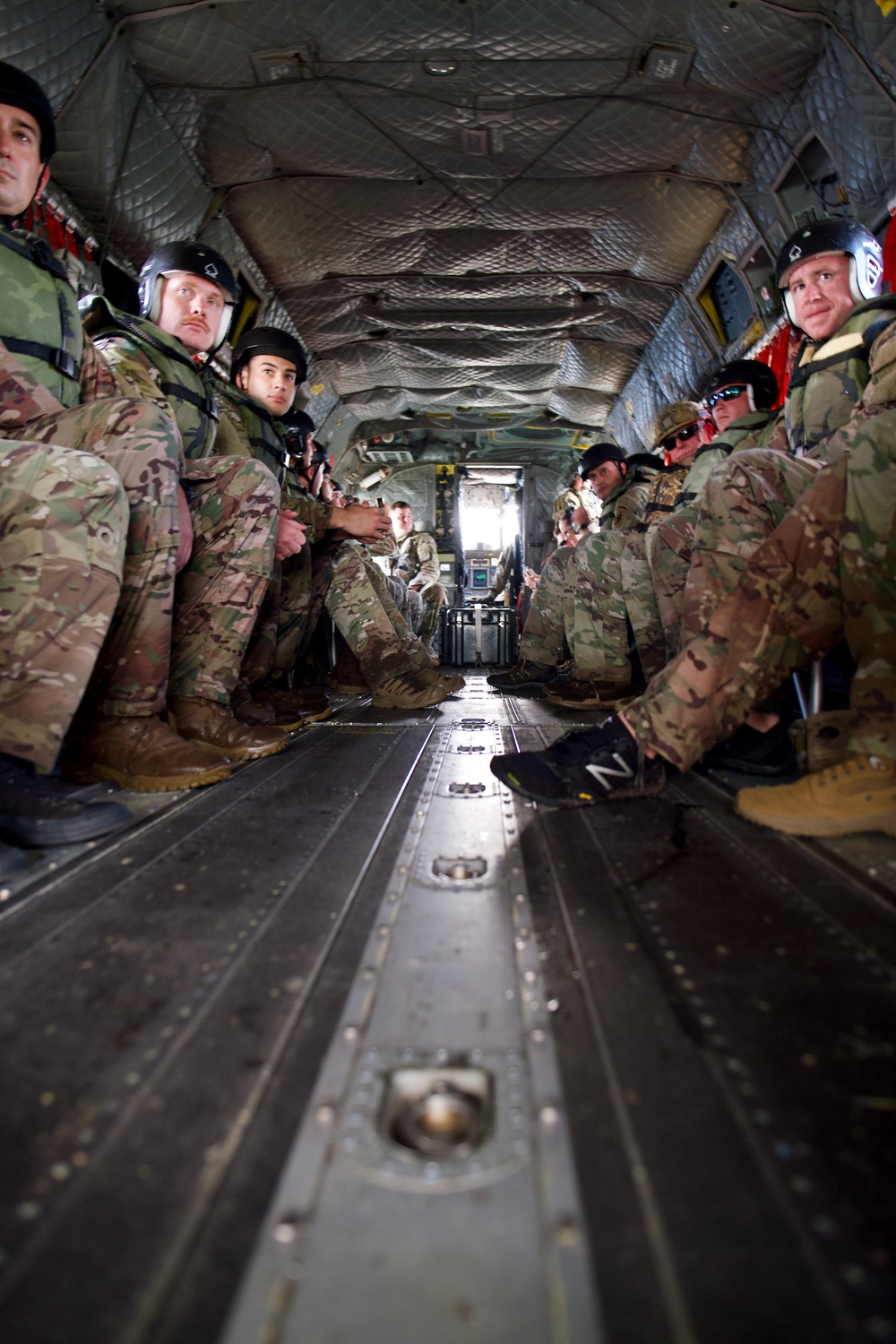 Florida National Guard Soldiers Helo-Cast in Kingsley Lake