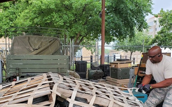 Reserve Citizen Airmen help transportation efforts amid coronavirus pandemic