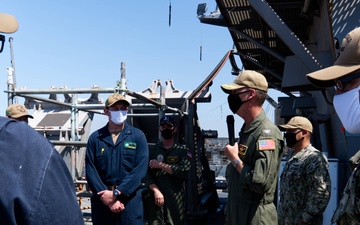 BHR CO talks with Fitzgerald Sailors about firefighting efforts