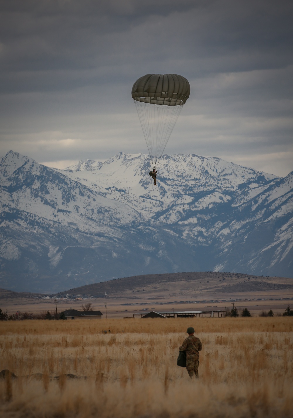 19th Group Paratroopers conduct static line airborne training