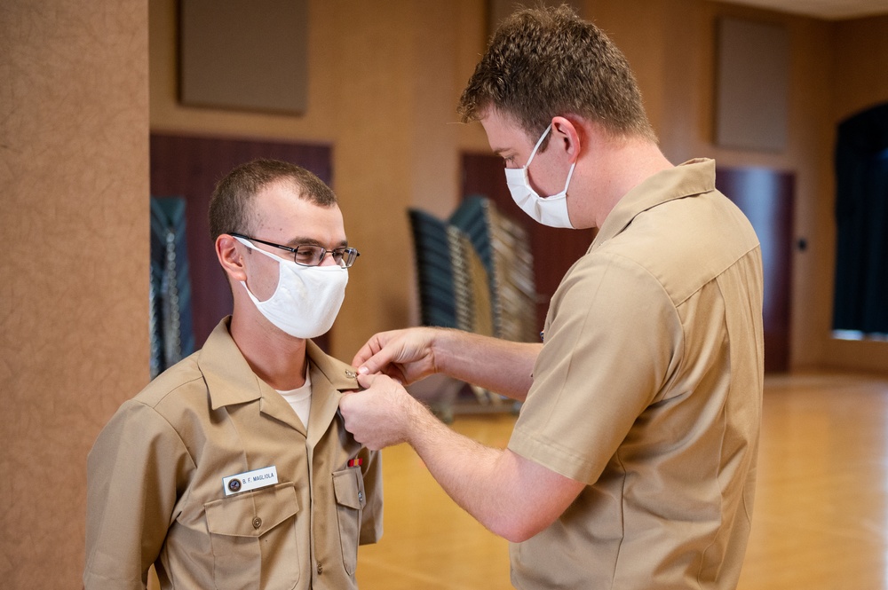 Sailors pinned with new rank