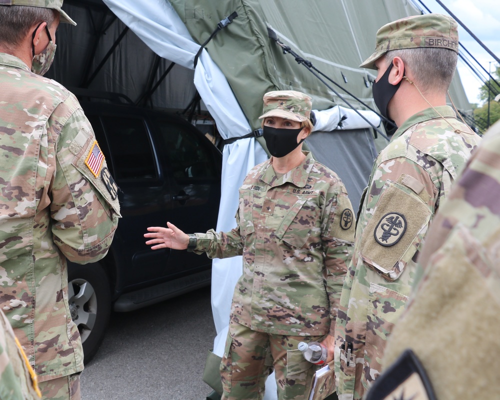 Army Medicine leaders visit BACHs frontlines in the war on COVID