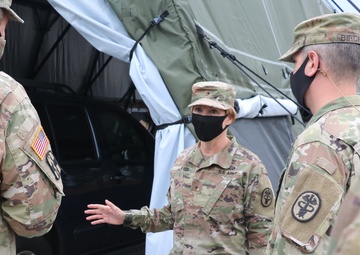 Army Medicine leaders visit BACHs frontlines in the war on COVID