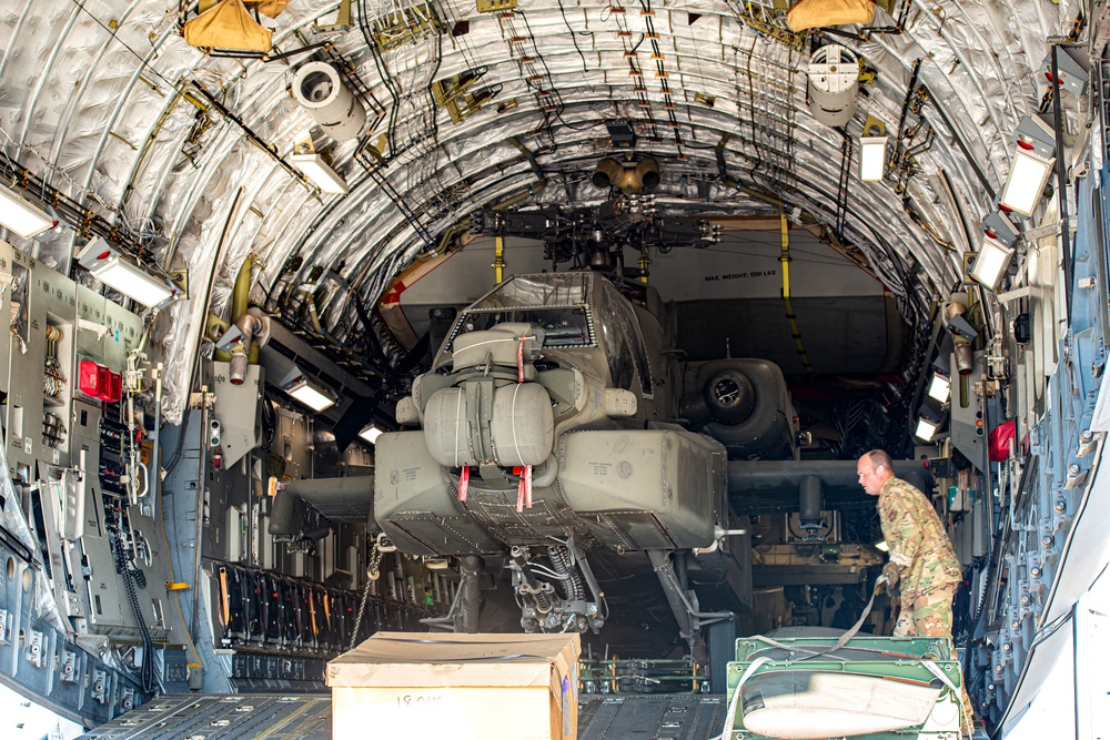 AH-64D Apache helicopters arrive on Lucius D. Clay Kaserne
