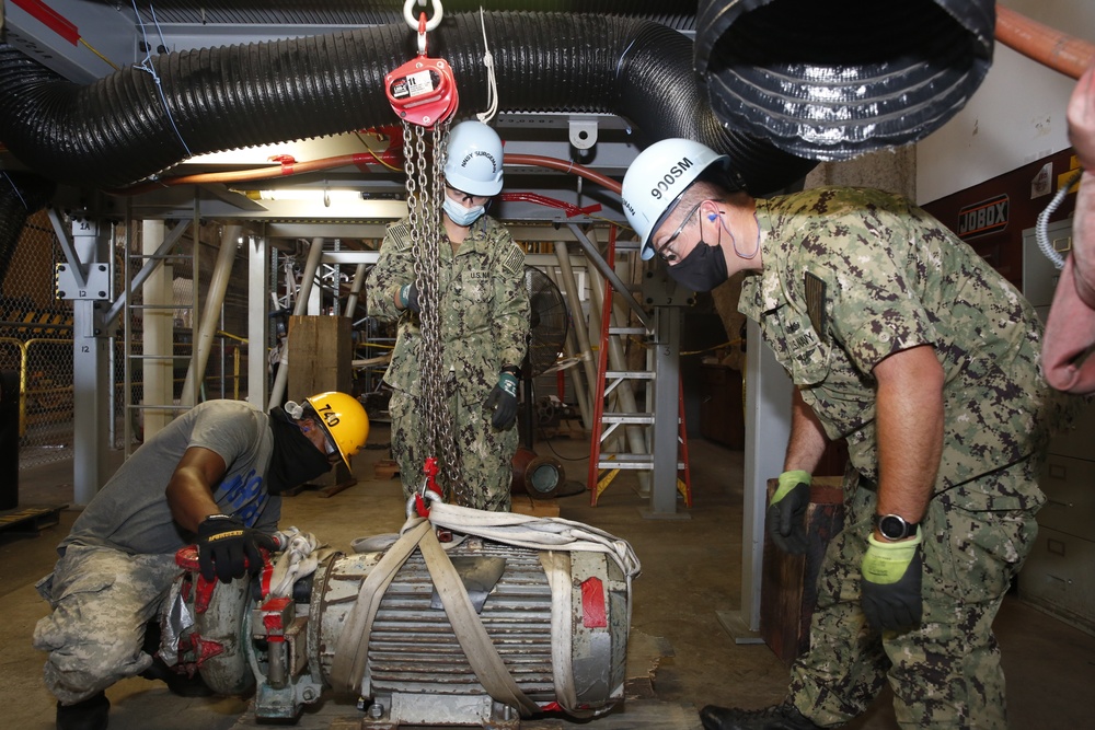 SurgeMain Reservists Support Fleet Delivery at Norfolk Naval Shipyard