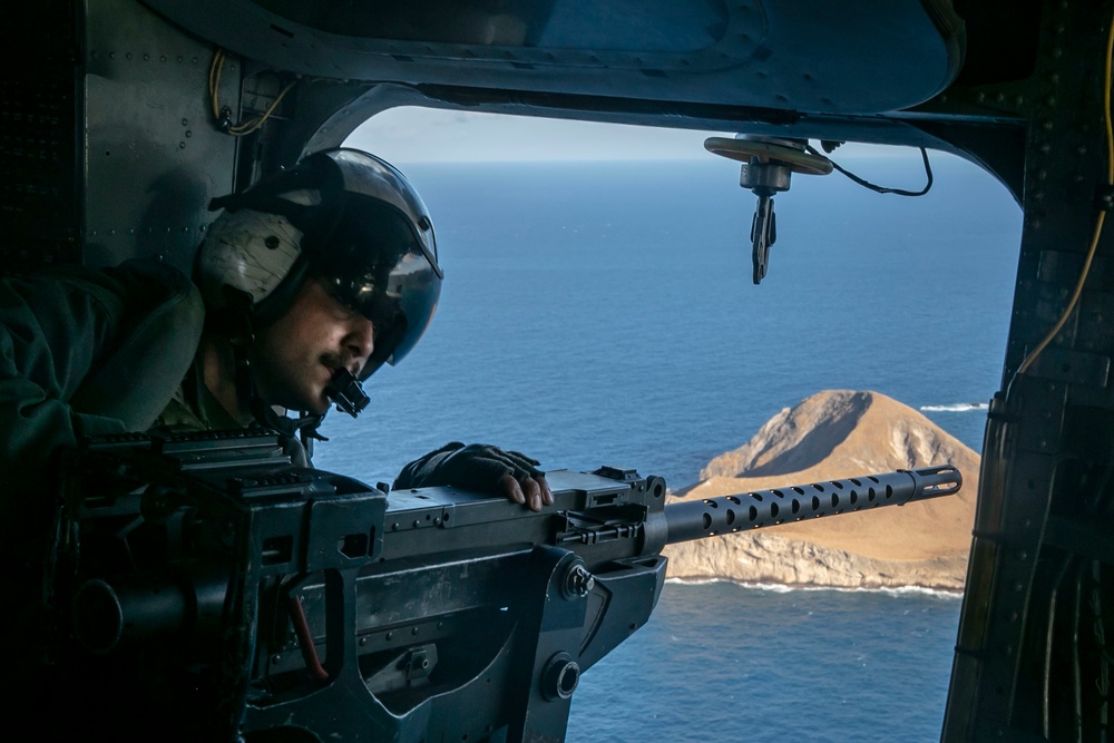 Can I get a refill?: HMH-463, 1/12 conduct convoy resupply