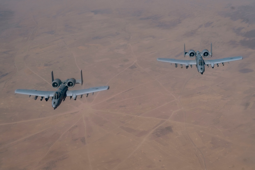 Tankers refuel A-10's