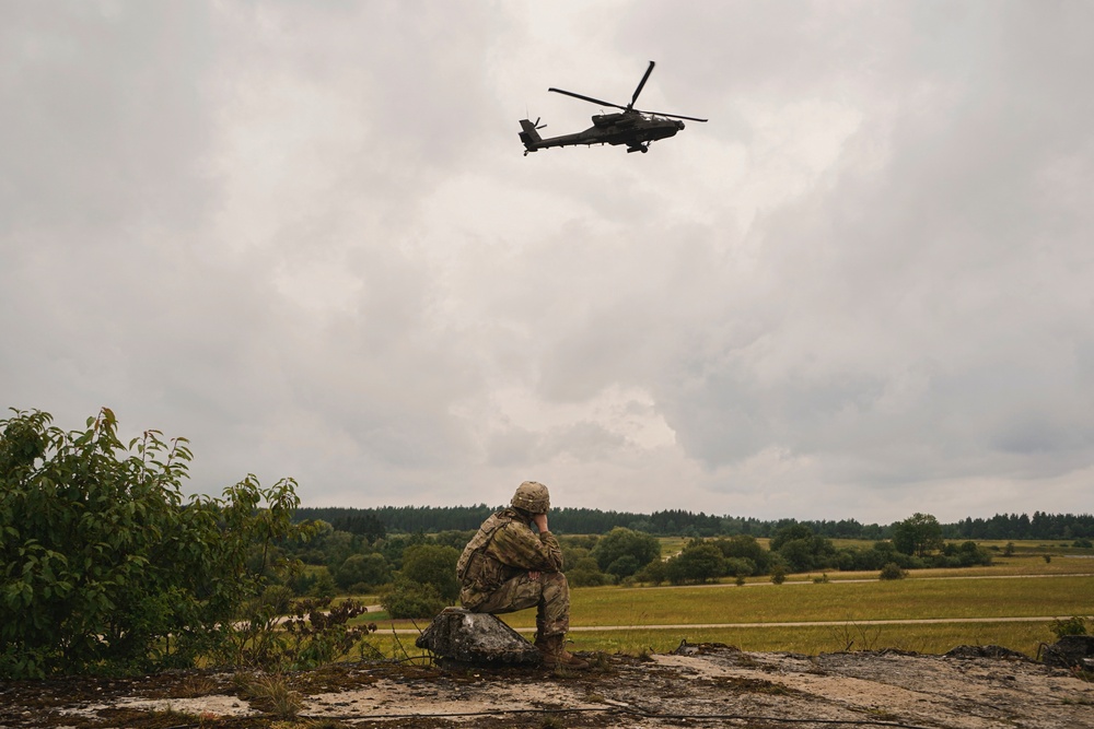 1/2CR executes Apache gunnery training