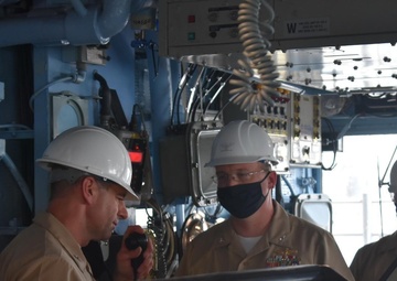 USS Mobile Bay holds change of command