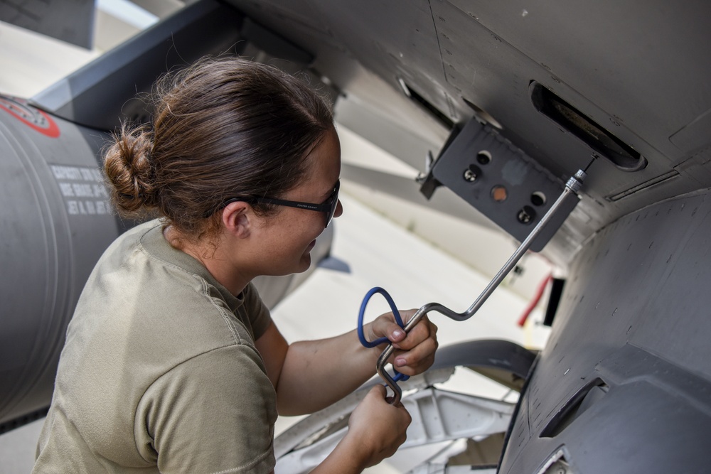 180th Fighter Wing Conducts Training Flights