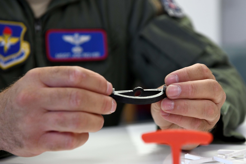 97 TRS students design solution for pilots