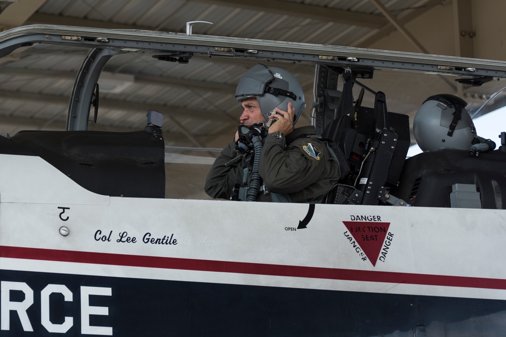 Col. Lee Gentile bids farewell to Laughlin AFB