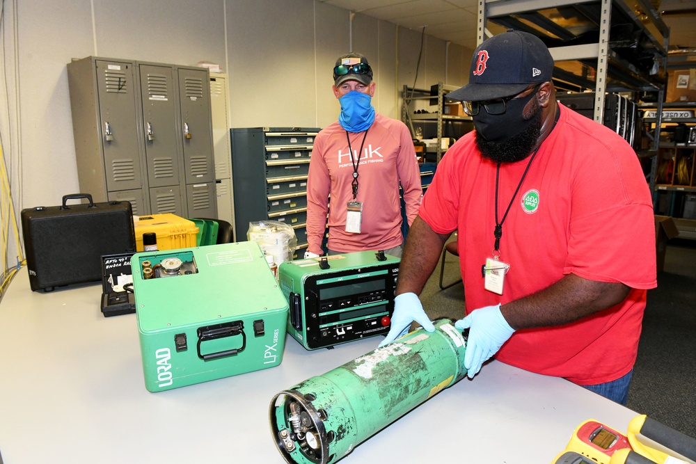Aircraft doctors: Non-Destructive testing keep aircraft flying, crews safe