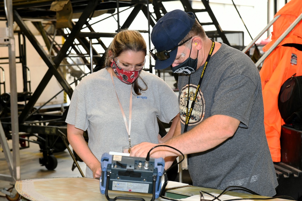 Aircraft doctors: Non-Destructive testing keep aircraft flying, crews safe