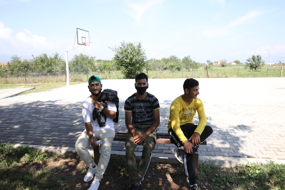 KFOR dedicates basketball court to primary school playground