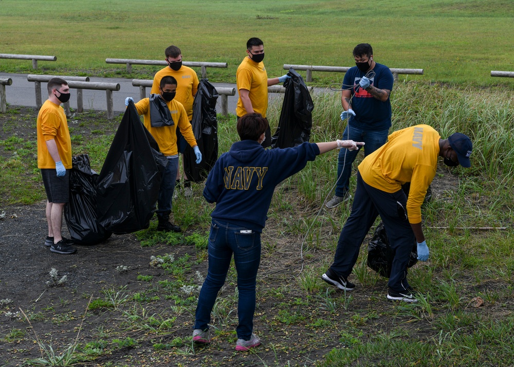 ASD Volunteer Beach Cleanup at Sabishiro Beach