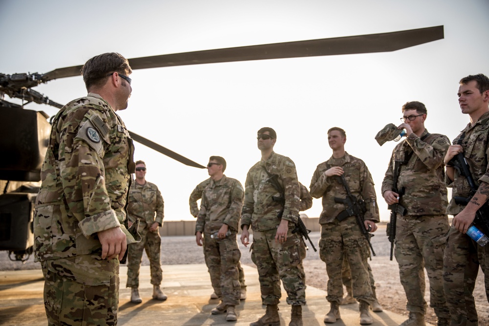 AH-64 Apache class at Al Asad Air Base