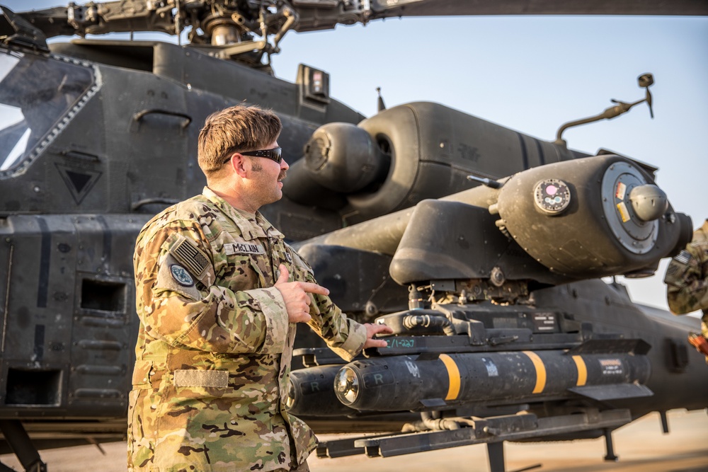 AH-64 Apache class at Al Asad Air Base