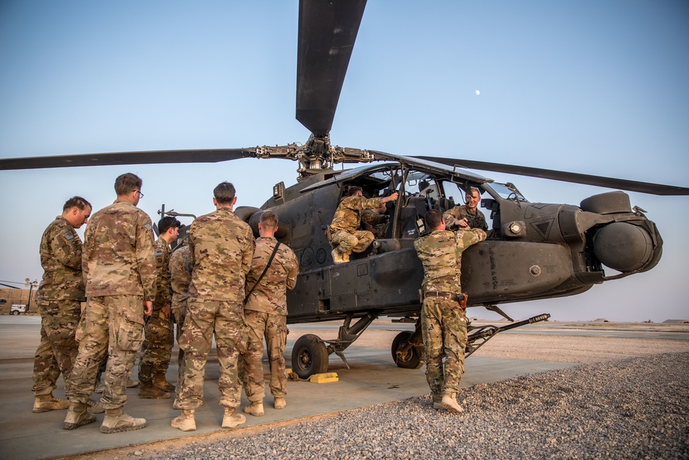 AH-64 Apache class at Al Asad Air Base