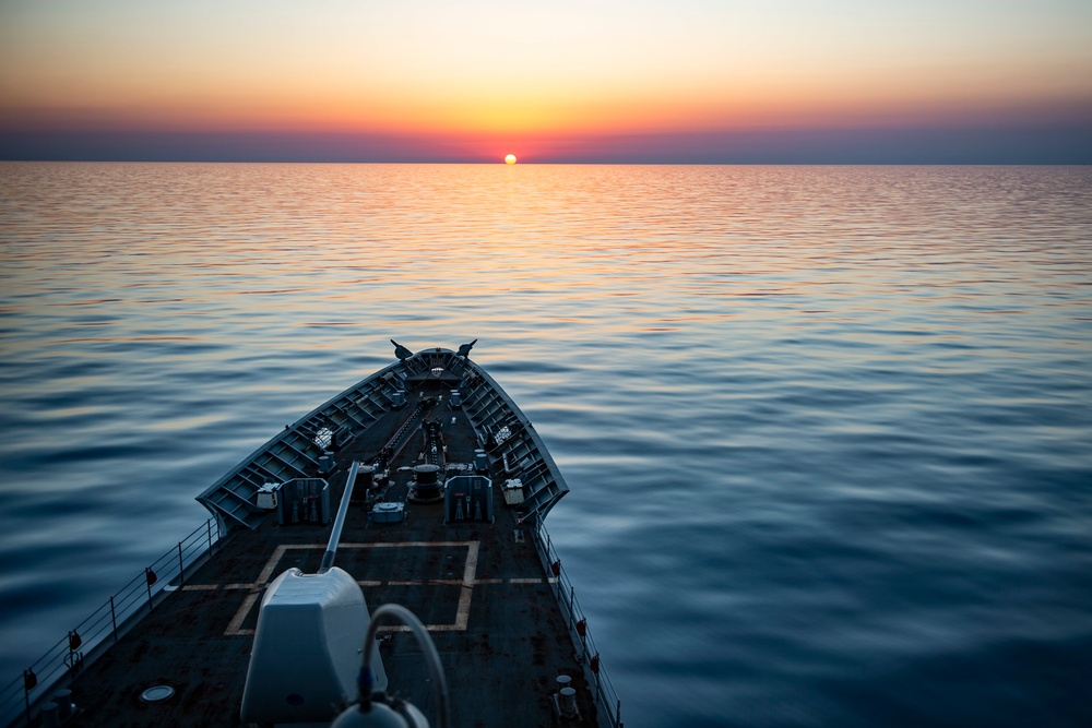 Vella Gulf Conducts Operations in the Mediterranean Sea