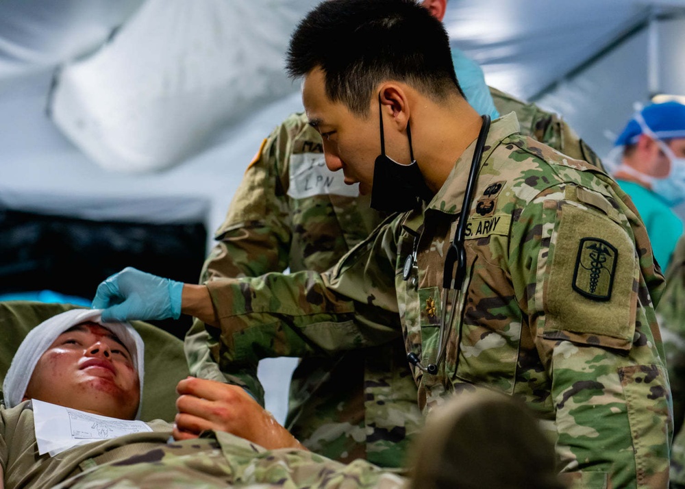 121st Field Hospital Demonstrate Capabilities to Senior Medical Leadership