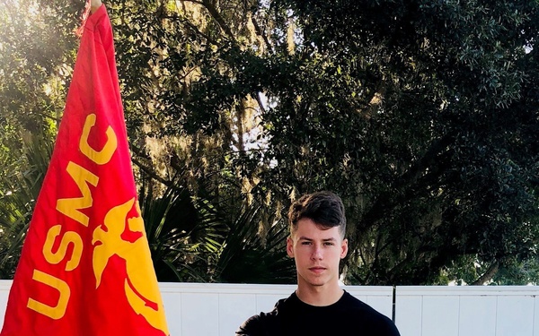 Florida native opts Marine Corps over college scholarships