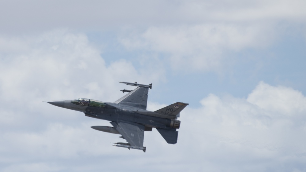 311th Fighter Squadron F-16s practice at Holloman