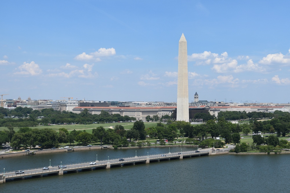 1st Helicopter Squadron conducts a training flight over Washington, D.C.