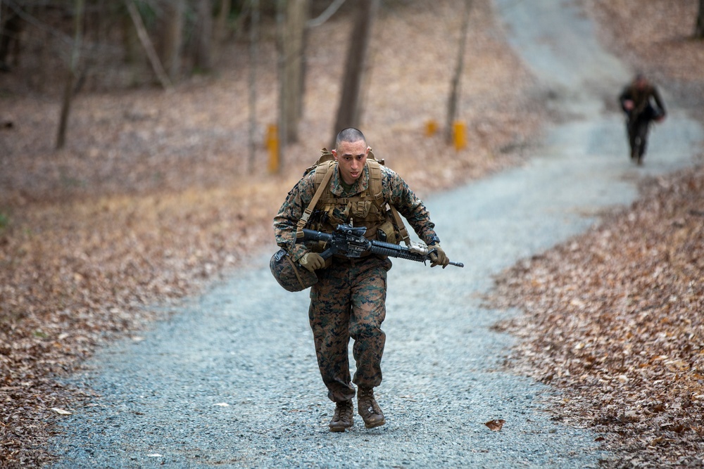 Warrant Officers run the Endurance Course