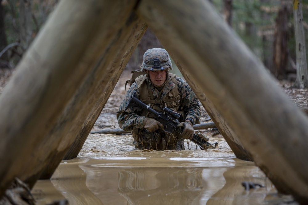 Warrant Officers run the Endurance Course