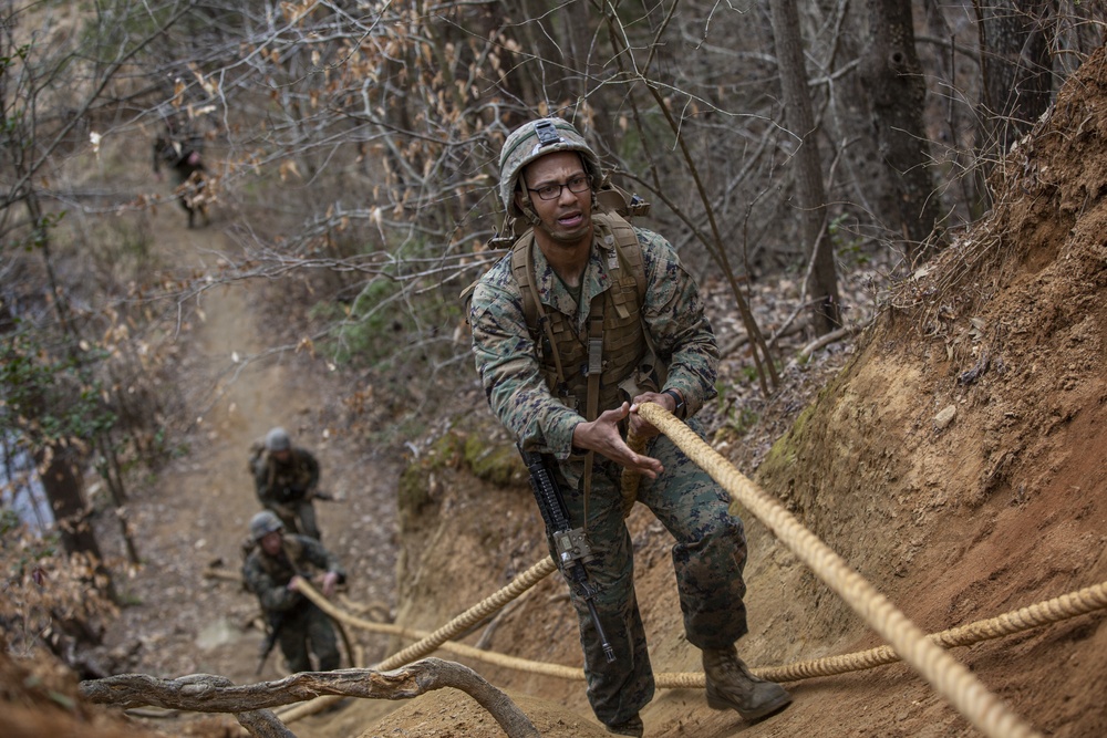 Warrant Officers run the Endurance Course