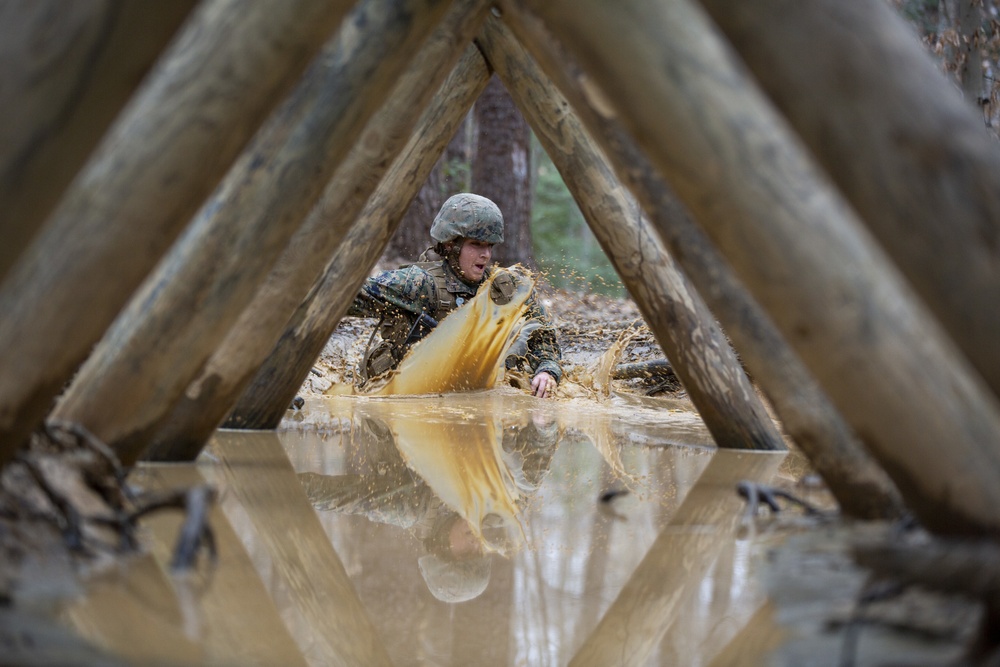 Warrant Officers run the Endurance Course