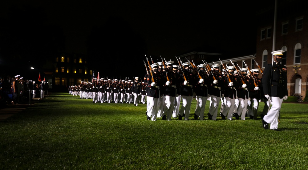 Barracks' Marines March in Friday Evening Parade 07.31.2020