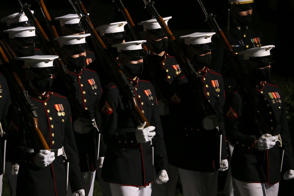 Barracks' Marines March in Friday Evening Parade 07.31.2020